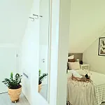 Apartmán Homestay-stylish, Zentral- Loft Apartment-parking