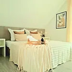 Homestay-stylish, Zentral- Loft Apartment-parking Ingolstadt